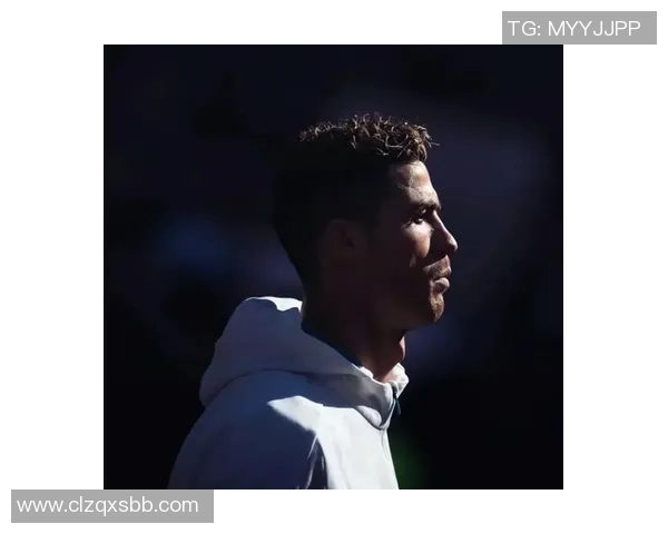 微信足球球星C罗独家头像亮相,展现无与伦比的足球魅力与风采